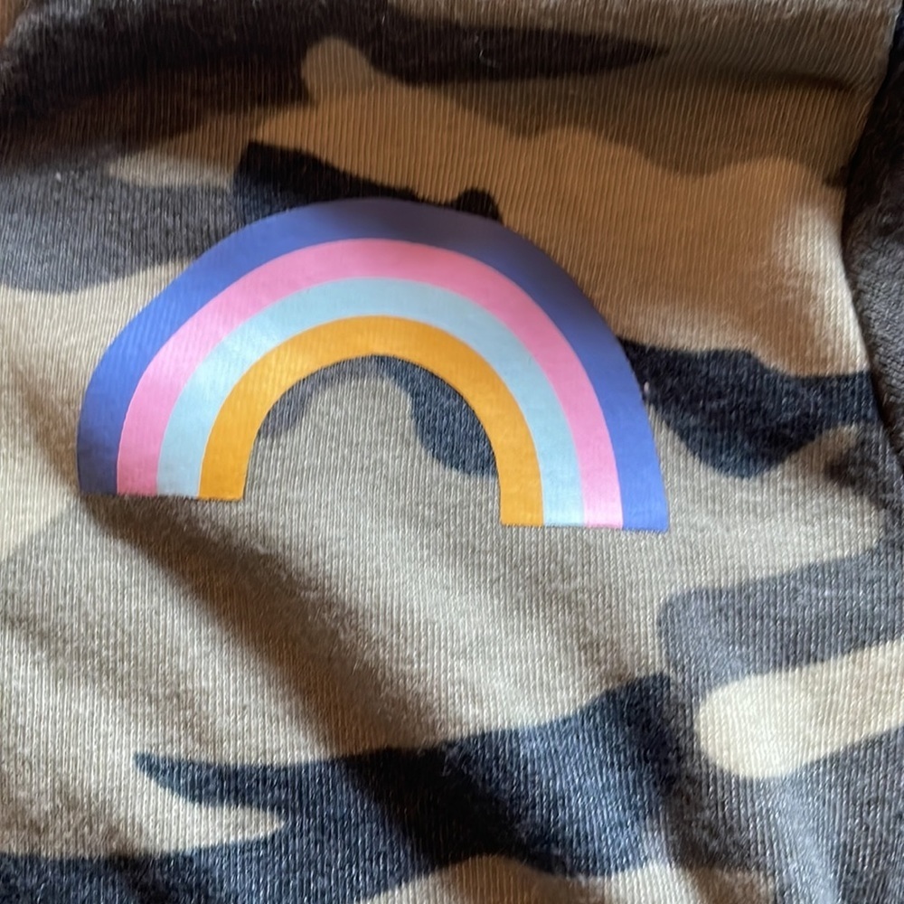Wonder Nation Long Sleeve Green Camo Zip Up Hoodie RainBow Detail - Picture 3 of 7